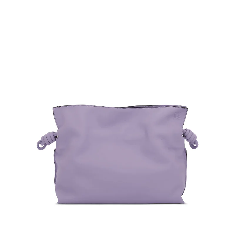 Flamenco Clutch in Nappa Calfskin in Light Mauve