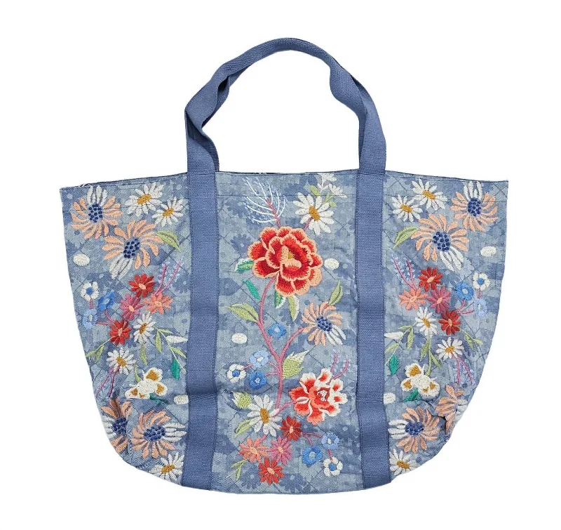 Patchwork Tote Bag in Denim with Vintage - Inspired Designs for a Retro AppealWomen's Marissa Beach Tote Bag In Multi