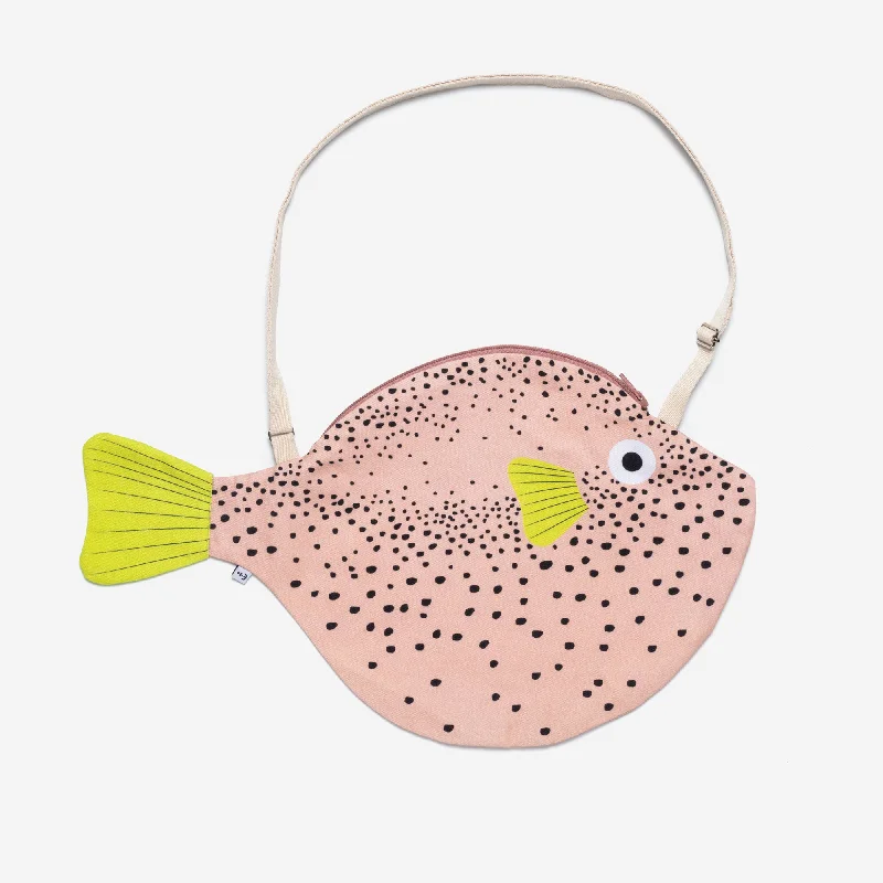 Quilted Shoulder Bag in Cream for a Classic and Elegant LookPufferfish (Big) - Pink