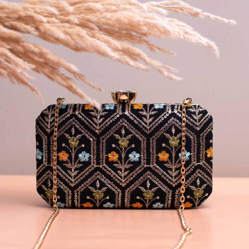 Women's Embroidered Silk Evening Bag in Navy for WeddingsBlack Floral Sequins Embroidery Fabric Clutch