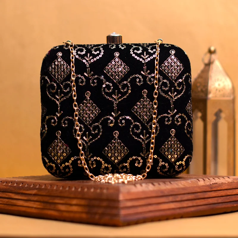 Geometric - Patterned PVC Evening Bag in Multicolor for Trendy Nights OutBlack Sequins Multipattern Embroidery Clutch