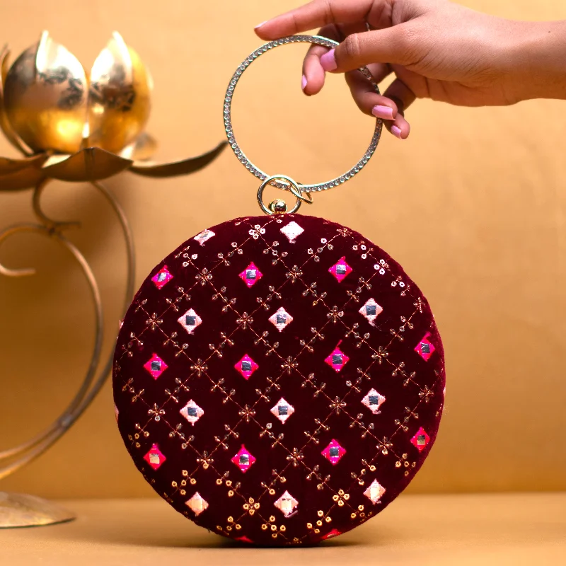 Women's Monogrammed Leather Clutch in Tan for Personalized StyleMaroon And Pink Sequins Round Clutch